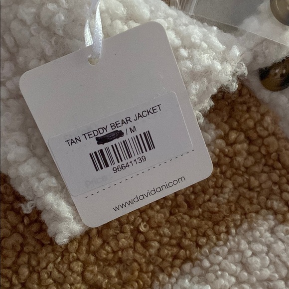 DAVI & DANI Tan and White Teddy Jacket with Plush Texture - Picture 4 of 5